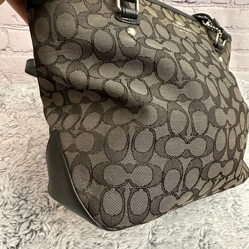 Coach Signature Monogram Canvas Tote Shoulder Bag Black & Gray Zip Closure
